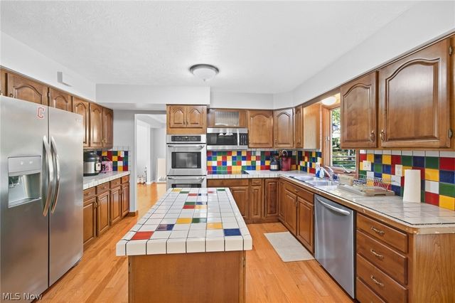 7539 Old Quarry Lane, Brecksville, OH 44141