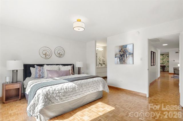 1300 Queens Road 309, Charlotte, NC 28207