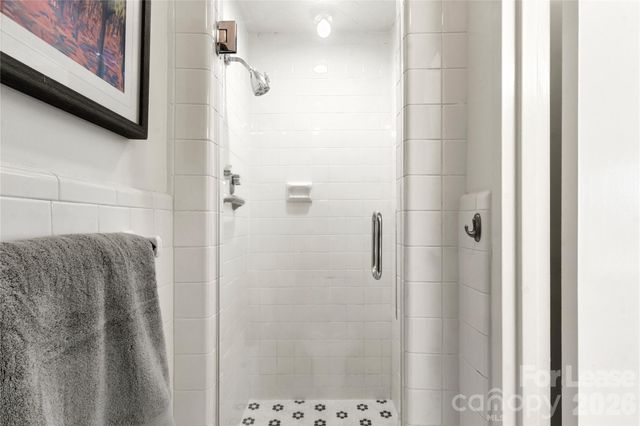 1300 Queens Road 309, Charlotte, NC 28207