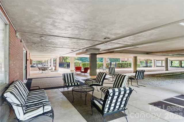 1300 Queens Road 309, Charlotte, NC 28207