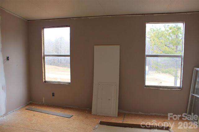 143 W Forest View Lane, Mooresboro, NC 28114