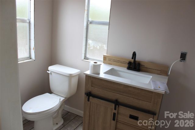 143 W Forest View Lane, Mooresboro, NC 28114