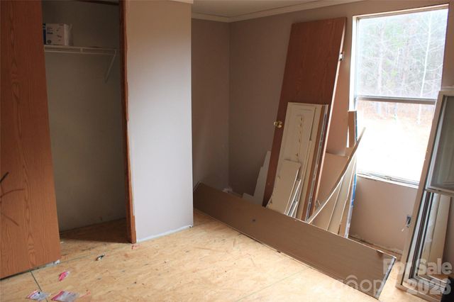 143 W Forest View Lane, Mooresboro, NC 28114