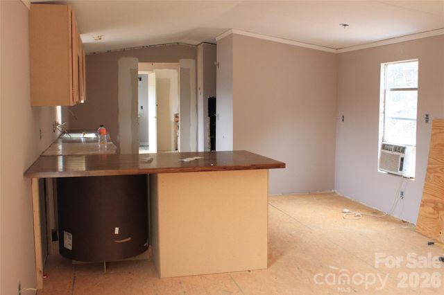 143 W Forest View Lane, Mooresboro, NC 28114