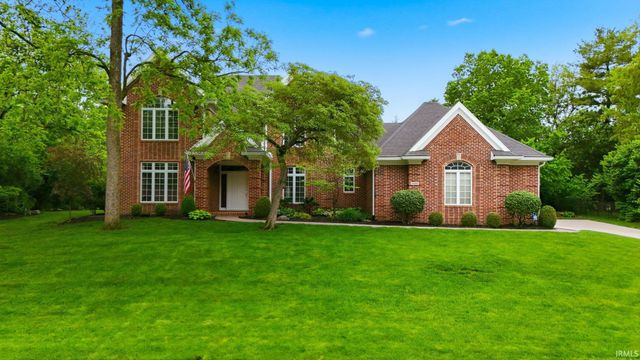 5201 W Deerbrook Drive, Muncie, IN 47304