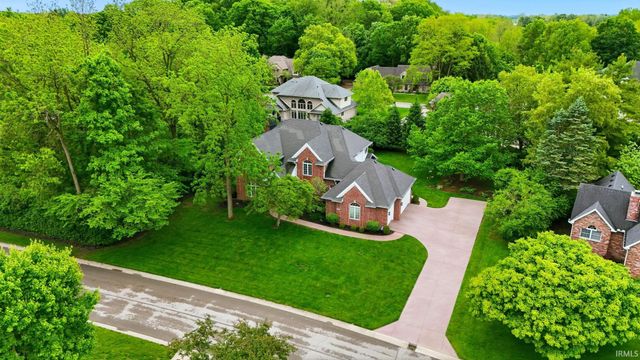5201 W Deerbrook Drive, Muncie, IN 47304