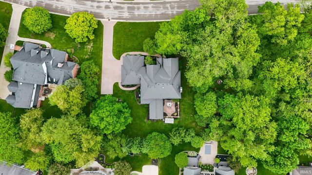 5201 W Deerbrook Drive, Muncie, IN 47304