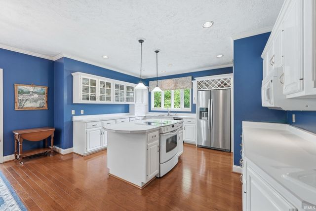 5201 W Deerbrook Drive, Muncie, IN 47304