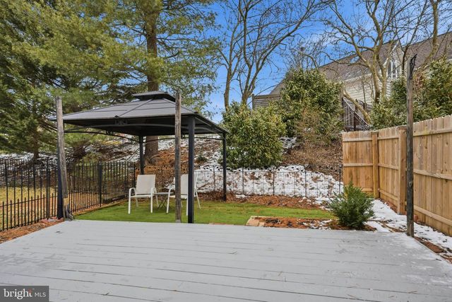 6 HERON DR, Denver, PA 17517