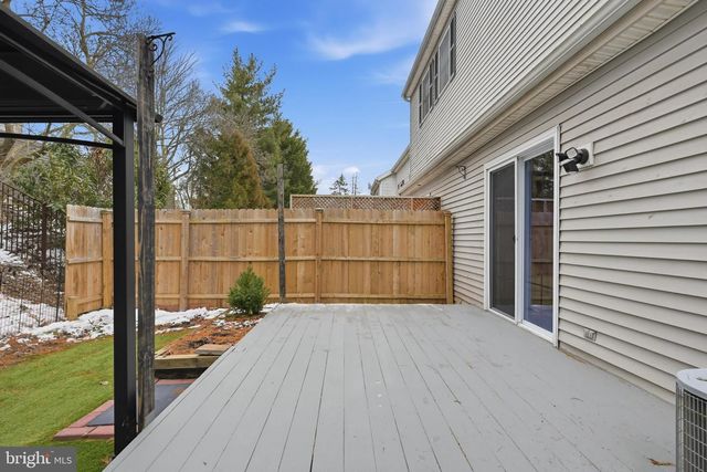 6 HERON DR, Denver, PA 17517