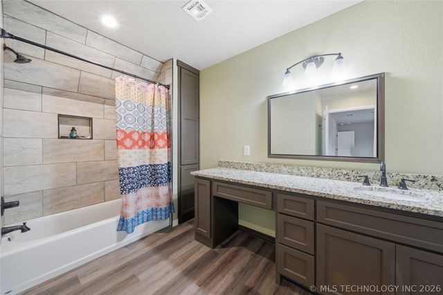 322 E 123rd Court, Jenks, OK 74037