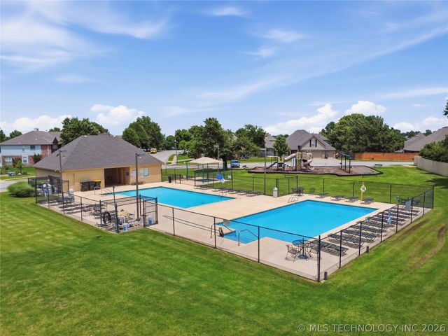 322 E 123rd Court, Jenks, OK 74037