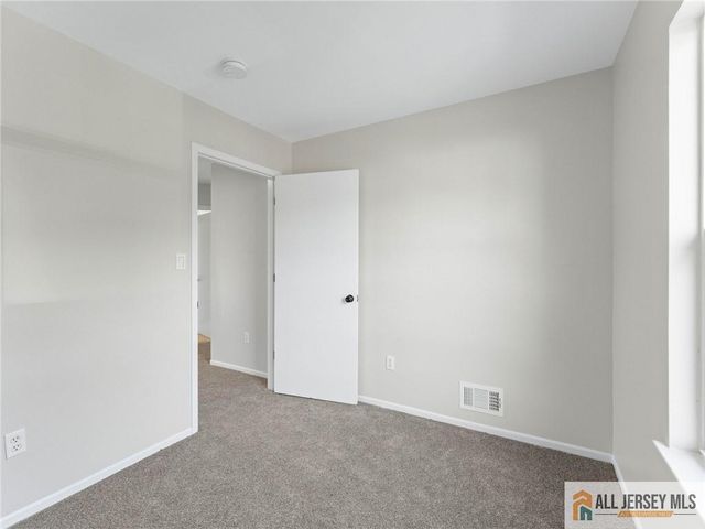 18 Spruce Street 323, Jamesburg, NJ 08831