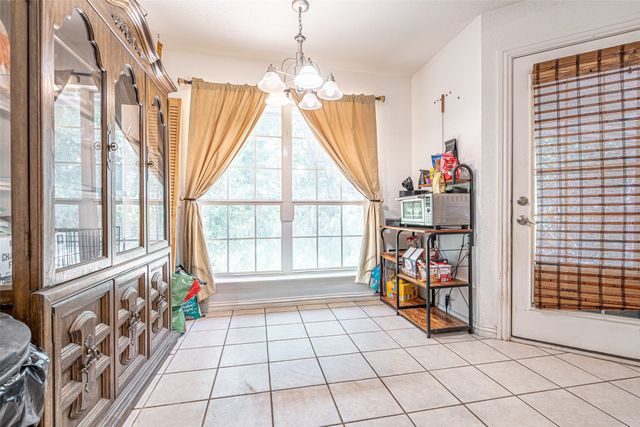 4427 Hunters Glen Court, Granbury, TX 76048