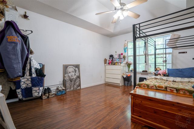 4427 Hunters Glen Court, Granbury, TX 76048