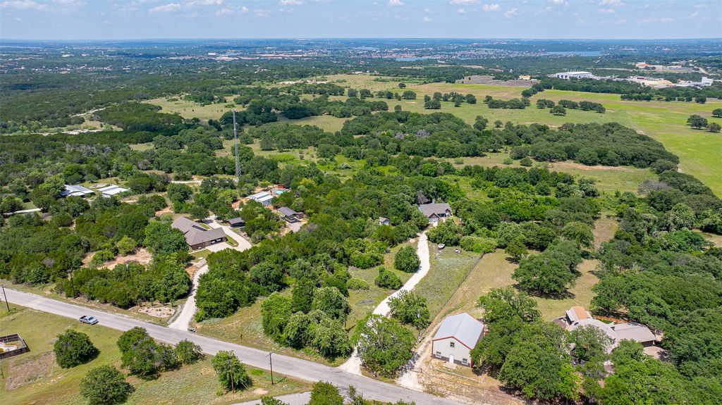 4427 Hunters Glen Court, Granbury, TX 76048