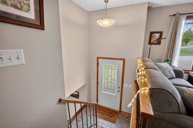 6723 NW 53rd Street, Johnston, IA 50131