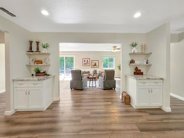 12410 New Airport Rd, Auburn, CA 95603