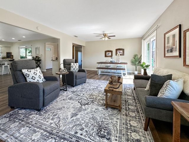 12410 New Airport Rd, Auburn, CA 95603