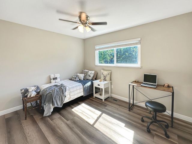 12410 New Airport Rd, Auburn, CA 95603