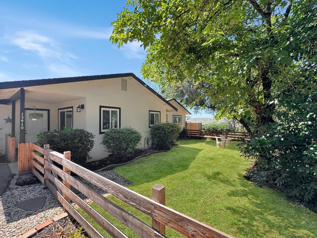 12410 New Airport Rd, Auburn, CA 95603