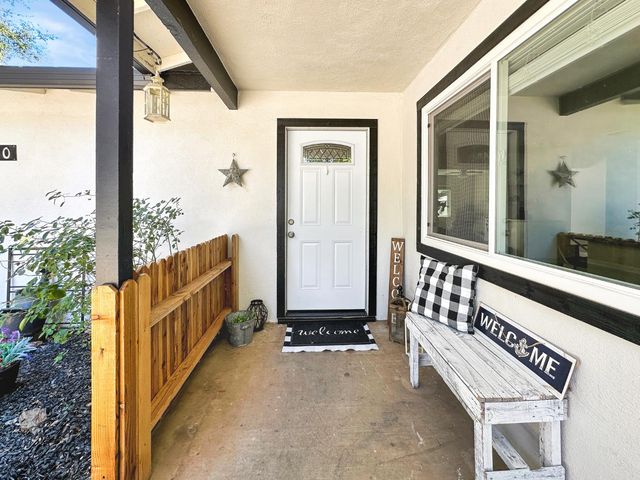 12410 New Airport Rd, Auburn, CA 95603