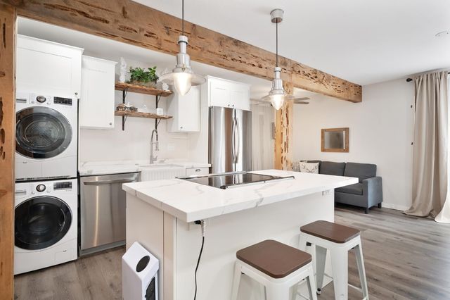 12410 New Airport Rd, Auburn, CA 95603