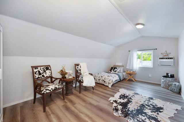12410 New Airport Rd, Auburn, CA 95603