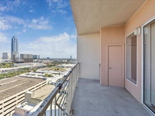 3505 Sage Road 1603, Houston, TX 77056