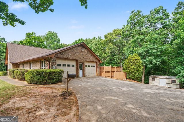 3135 Heritage Crossing Drive, Buford, GA 30519