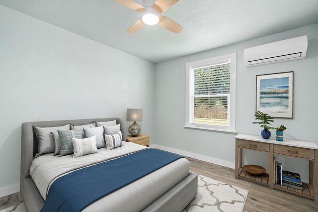 248 Post Oak LN, Rockport, TX 78382