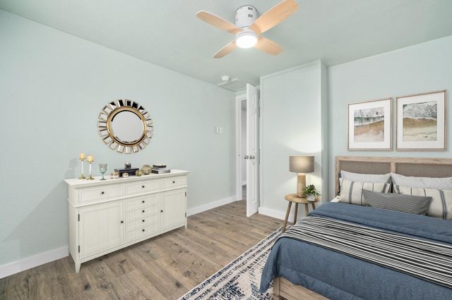 248 Post Oak LN, Rockport, TX 78382
