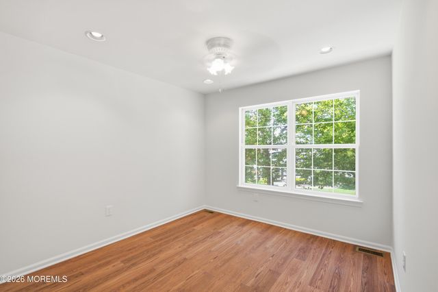 2002 Edwards Lane 2026, Toms River, NJ 08753