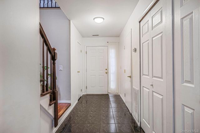 1005 Sara Circle, Port Jefferson, NY 11776