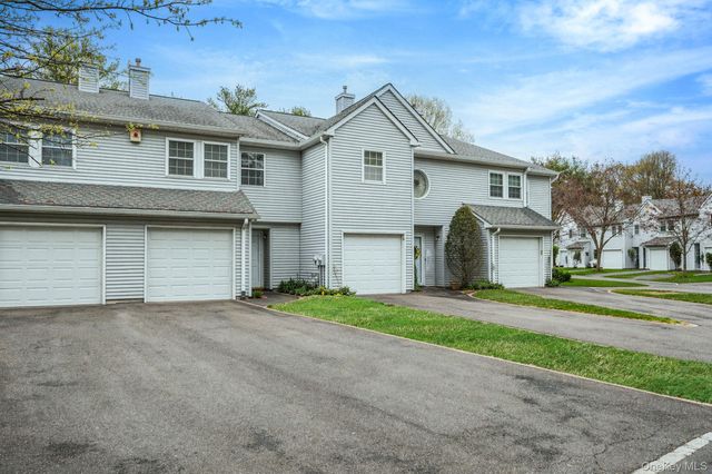 1005 Sara Circle, Port Jefferson, NY 11776
