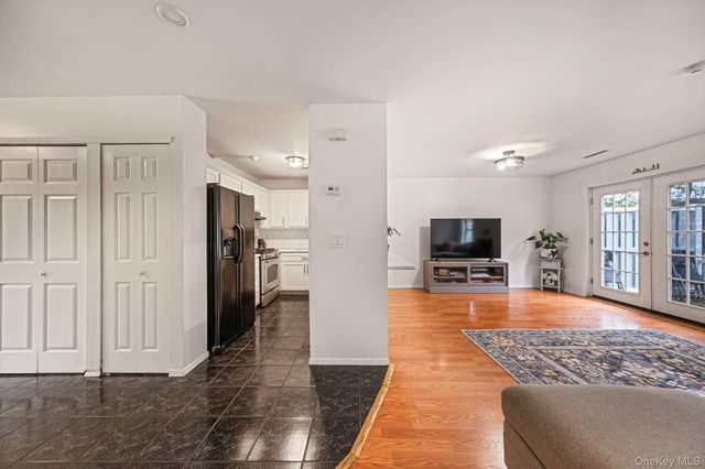 1005 Sara Circle, Port Jefferson, NY 11776