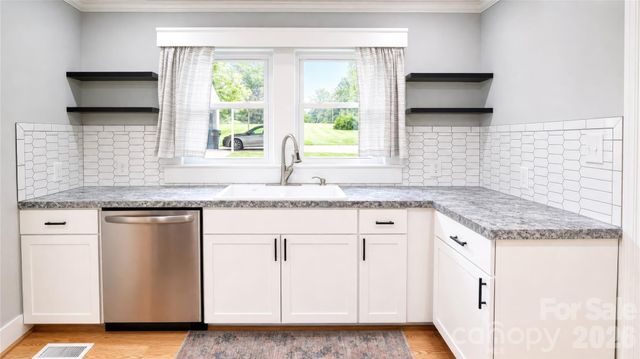 1752 Bethel Road, Morganton, NC 28655