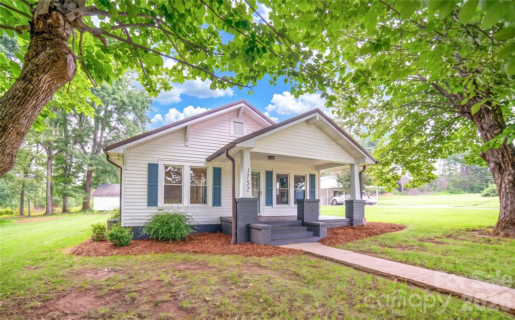 1752 Bethel Road, Morganton, NC 28655