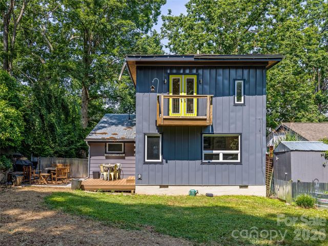 44 Broadview Avenue, Asheville, NC 28803