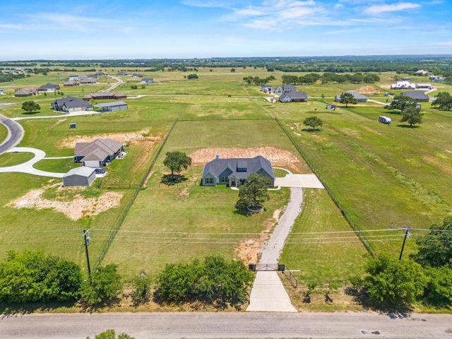 1532 Turpin Lake Road, Poolville, TX 76487