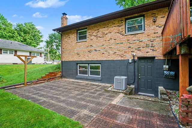 20062 Jewell Avenue, South Bend, IN 46614