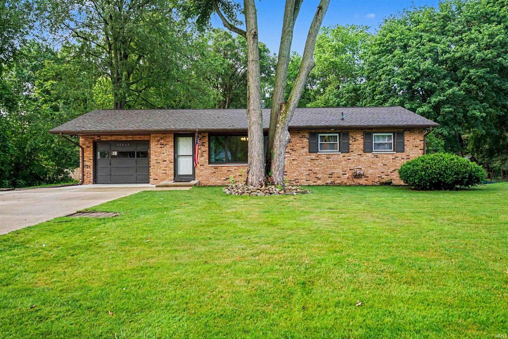 20062 Jewell Avenue, South Bend, IN 46614