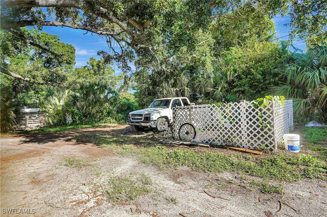 2135 Hoople ST, Fort Myers, FL 33901