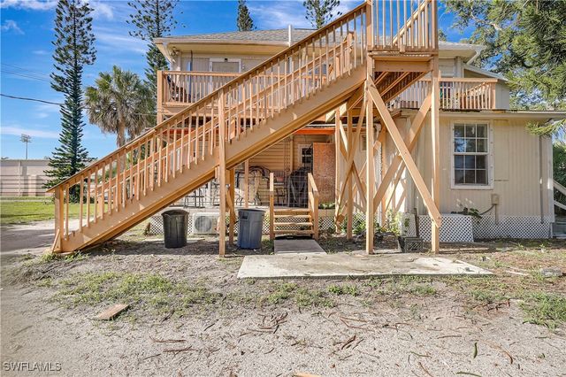 2135 Hoople ST, Fort Myers, FL 33901
