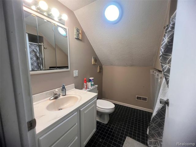 6126 Green Court, Chelsea, MI 48118