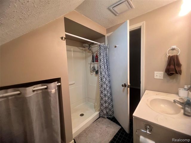6126 Green Court, Chelsea, MI 48118