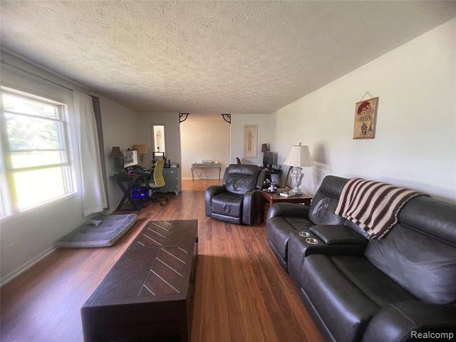 6126 Green Court, Chelsea, MI 48118