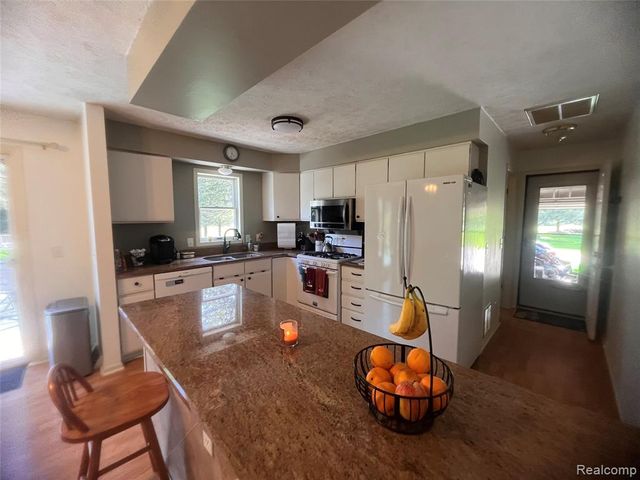 6126 Green Court, Chelsea, MI 48118