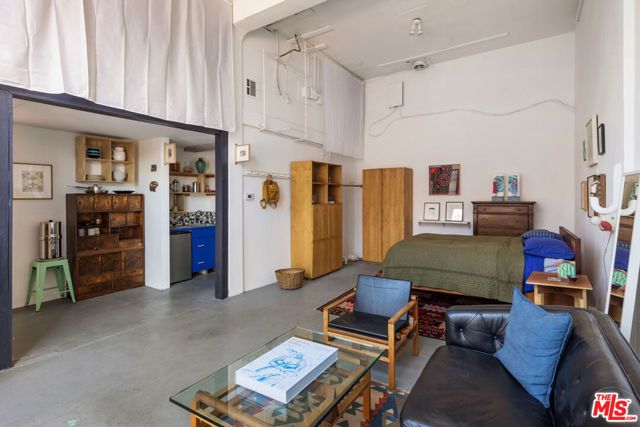 936 Mei Ling Way, Los Angeles, CA 90012