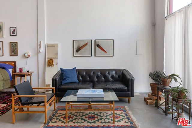 936 Mei Ling Way, Los Angeles, CA 90012